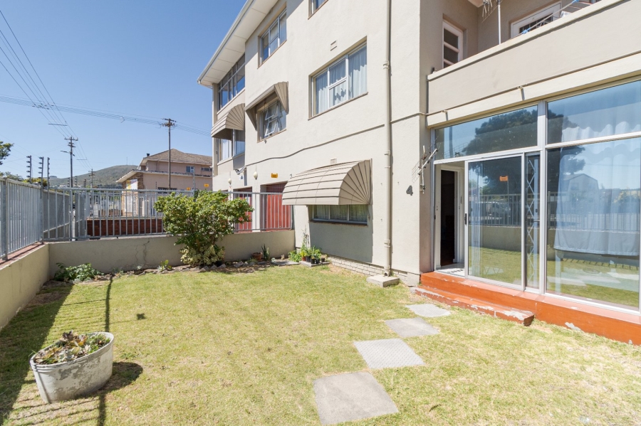 2 Bedroom Property for Sale in Fairfield Estate Western Cape